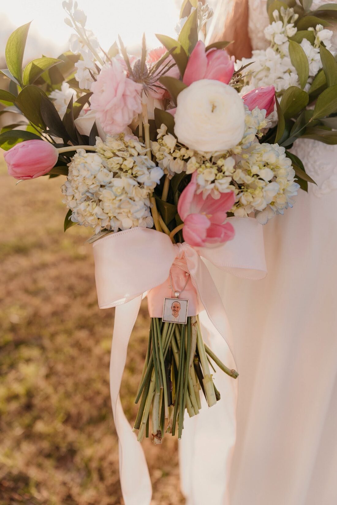 A fresh wedding bouquet